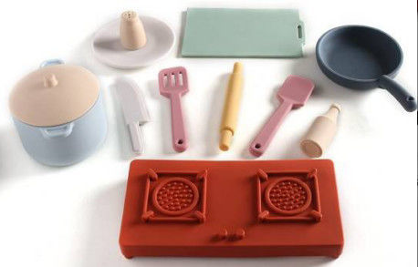 ألعاب سليكونية للطفل خالية من BPA