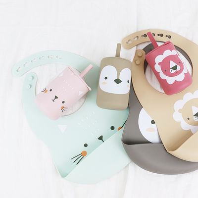 OEM Baby Feeding Bib - قطعة واحدة في كيس متعدد الأجزاء للأطفال الرضع والأطفال الرضع الذين يطعمون سيلكون بيب