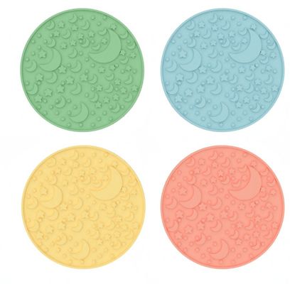 تصميم مغمور جديد مخصص للخارج كلاب ممتعة طعام لعق ألواح لغز السيليكون خالية من BPA الحيوانات الأليفة بطيئة المغذية كلب صحن صحن
